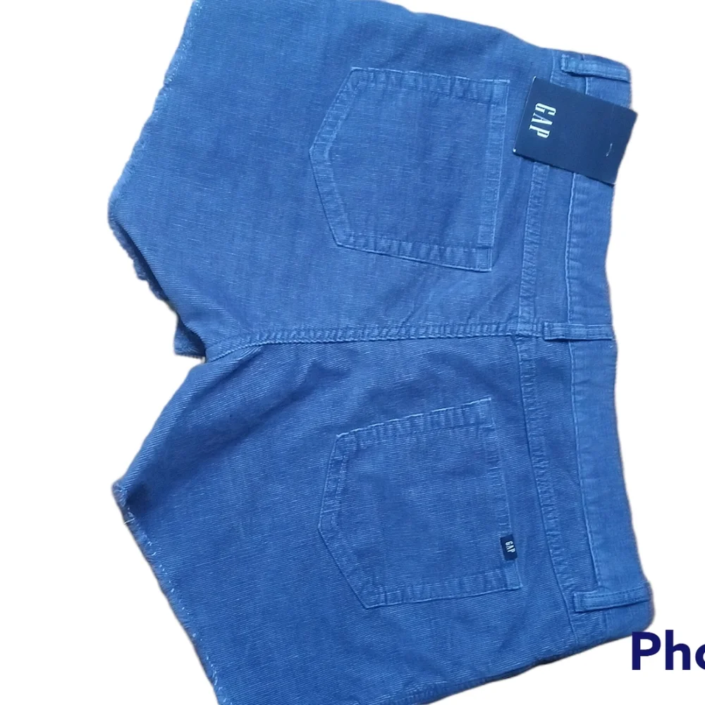 Gap soft stretch corduroy short blue frayed hem mid-rise size 10 - Picture 2 of 4